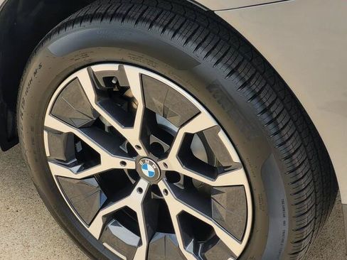 Used 2025 BMW X3 xDrive30i w/ Convenience Package AWD/4WD image 7