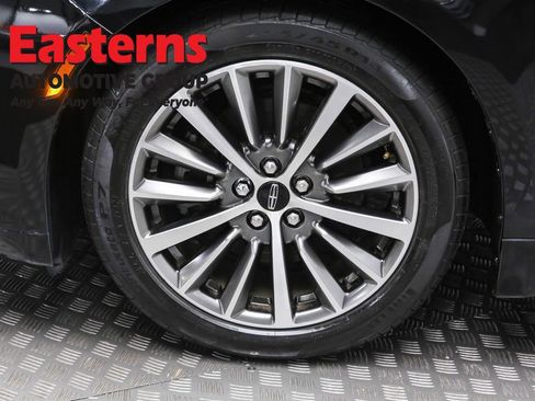 Used 2019 Lincoln MKZ Premiere image 33