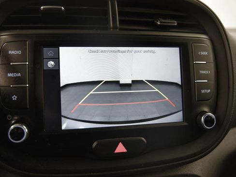 Used 2023 Kia Soul LX w/ Option Group 015 image 17