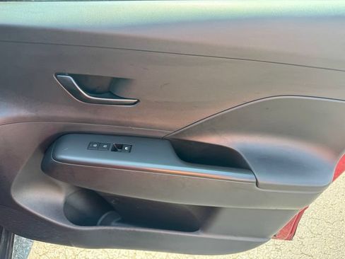 Used 2024 Hyundai Kona SEL FWD image 13
