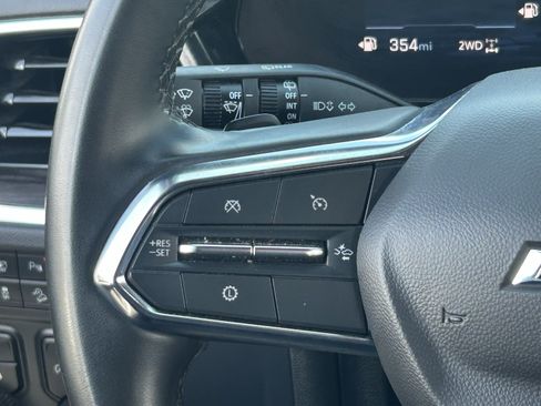 Certified 2025 Chevrolet Suburban Z71 AWD/4WD image 24