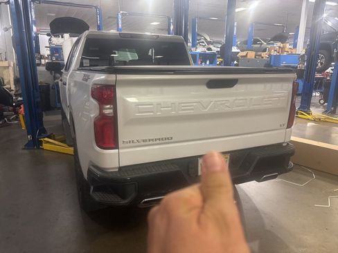 Used 2021 Chevrolet Silverado 1500 LT Trail Boss image 5