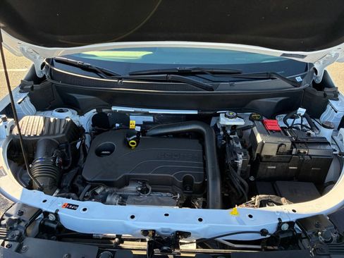Used 2025 Chevrolet Equinox LT image 31