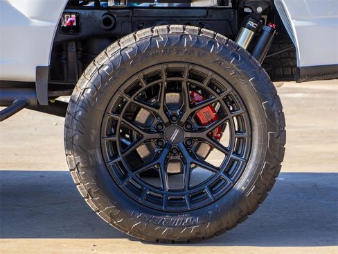 Used 2025 Ford F150 XL w/ Equipment Group 103A High image 10