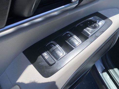 Used 2022 Kia Telluride EX w/ EX Premium Package FWD image 20