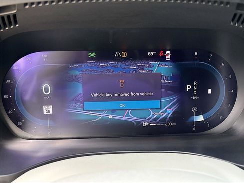 Used 2023 Volvo XC60 B5 Plus w/ Protection Package Premier image 13