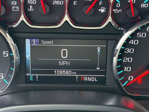 Used 2018 Chevrolet Silverado 1500 LT w/ All Star Edition AWD/4WD image 22