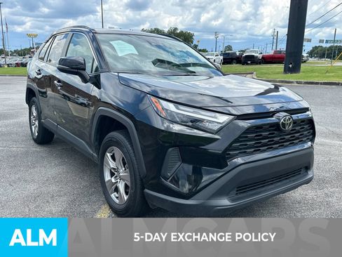 Used 2023 Toyota RAV4 XLE FWD image 3