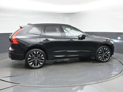 New 2026 Volvo XC60 B5 Ultra w/ Protection Package Premier AWD/4WD image 9