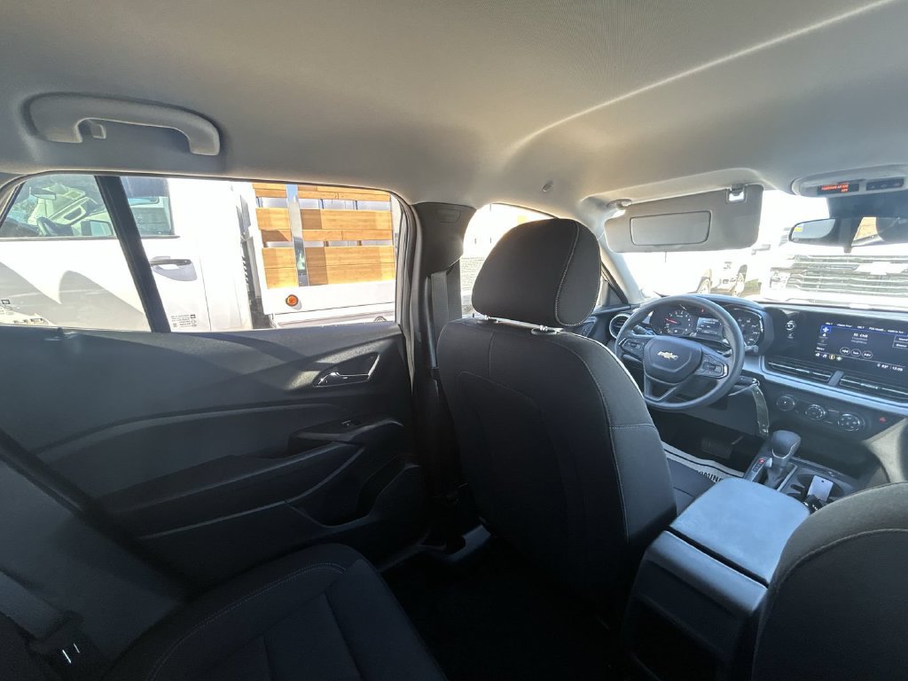 New 2026 Chevrolet Trax LS FWD image 7