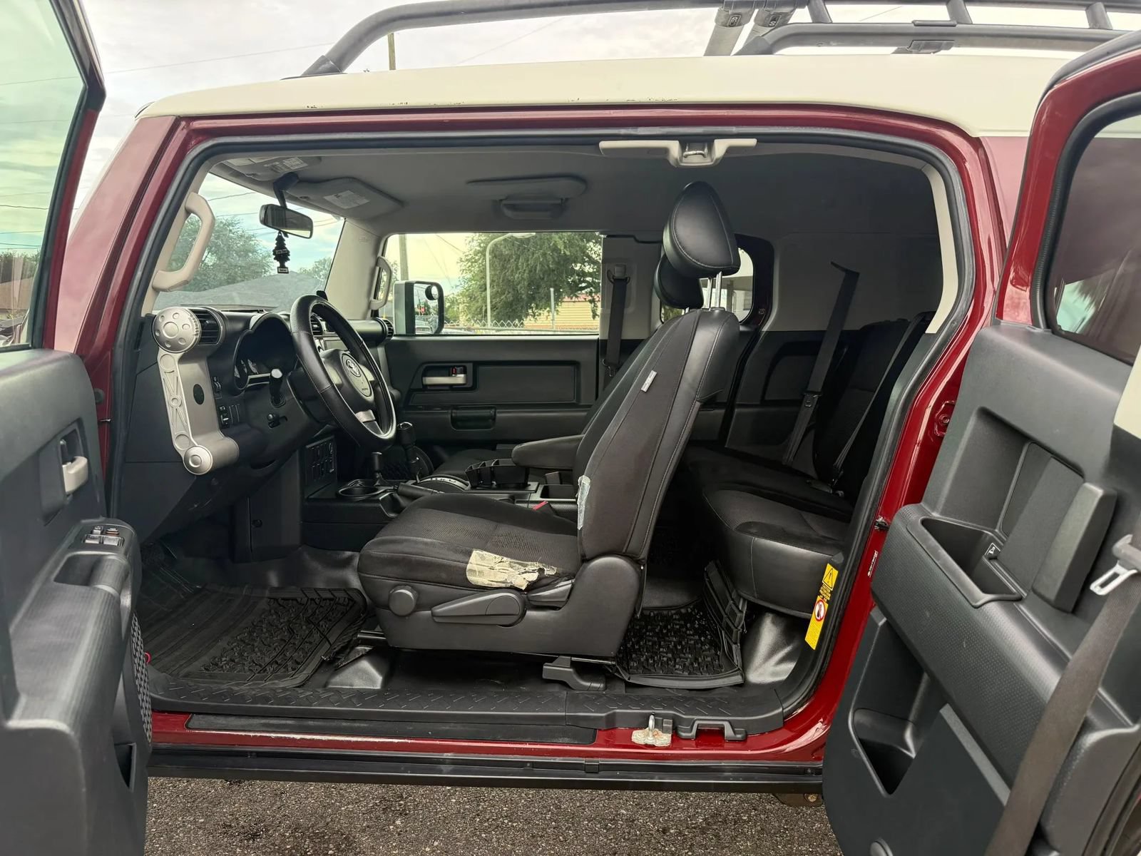 Used 2008 Toyota FJ Cruiser 4WD w/ Convenience Pkg image 11