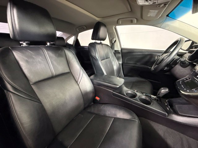 Used 2016 Toyota Avalon Limited w/ Toyota Safety Sense Package FWD image 35