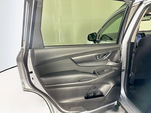 Used 2024 Subaru Ascent Premium w/ Convenience Package image 24