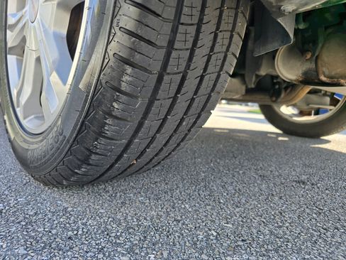 Used 2017 GMC Terrain SLT image 23