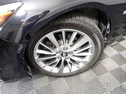 Used 2018 INFINITI Q50 Luxe w/ Sensory Package (Luxe) AWD/4WD image 39