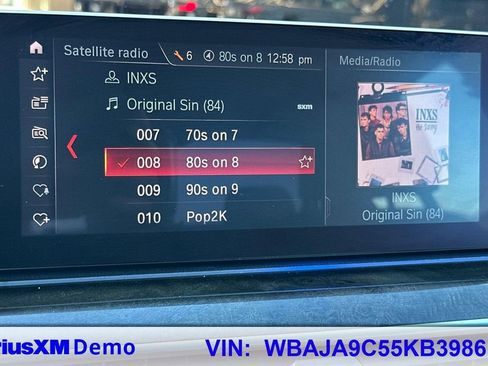 Used 2019 BMW 530e w/ M Sport Package image 33