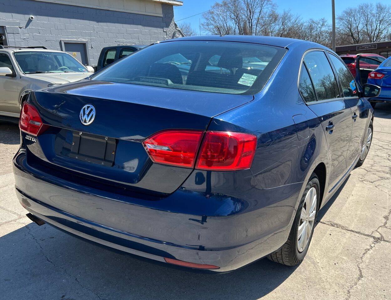 Used 2013 Volkswagen Jetta Sedan FWD image 5
