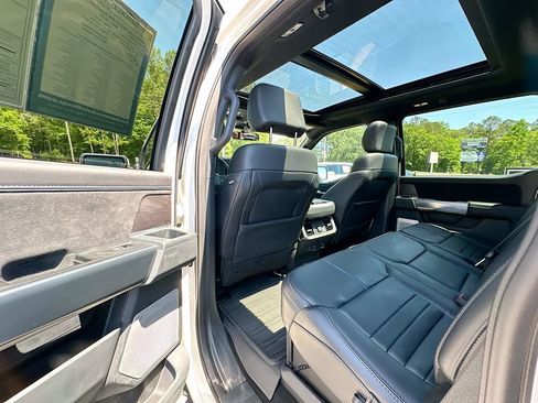 Used 2025 Ford F150 Platinum w/ Equipment Group 702A High AWD/4WD image 17