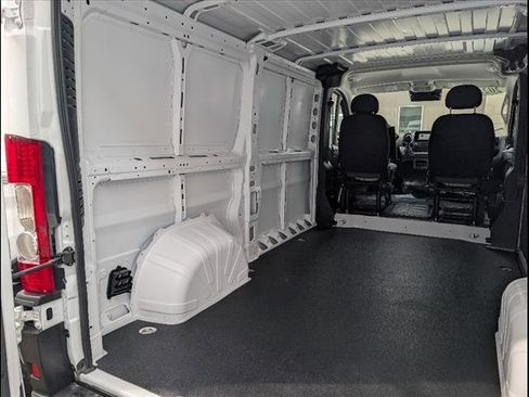 Used 2025 RAM ProMaster 2500 image 18