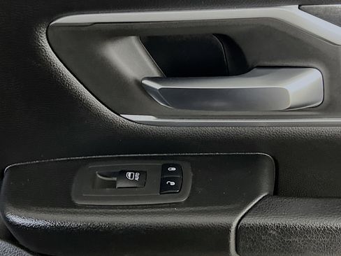 Used 2019 RAM 1500 Big Horn image 32