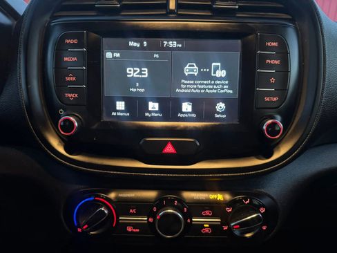 Used 2020 Kia Soul S FWD image 27
