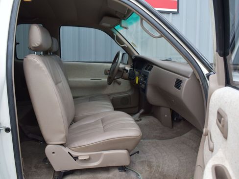 Used 1998 Toyota T100 DX AWD/4WD image 23