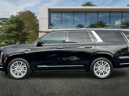 Certified 2025 Cadillac Escalade Premium Luxury image 7
