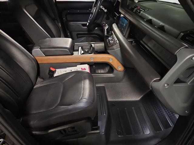 Used 2021 Land Rover Defender 110 X AWD/4WD image 22
