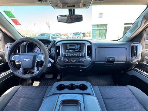 Used 2018 Chevrolet Silverado 1500 LT w/ All Star Edition AWD/4WD image 17