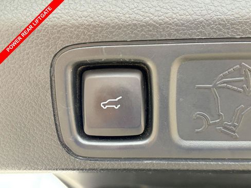 Used 2021 Ford Expedition Limited w/ Equipment Group 303A AWD/4WD image 12