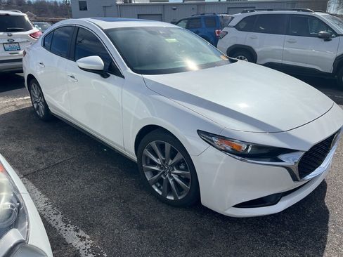 Used 2023 MAZDA MAZDA3 s image 3