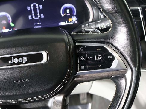 Used 2022 Jeep Grand Cherokee L Overland w/ Advanced Protech Group III image 51