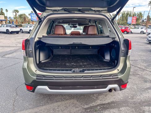 Used 2021 Subaru Forester Touring w/ Popular Package #2 image 13