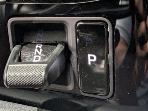 Used 2022 Porsche Taycan 4 Cross Turismo AWD/4WD image 12