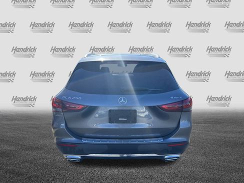 Certified 2021 Mercedes-Benz GLA 250 4MATIC image 9