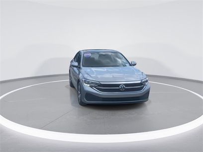 Used 2023 Volkswagen Jetta SE