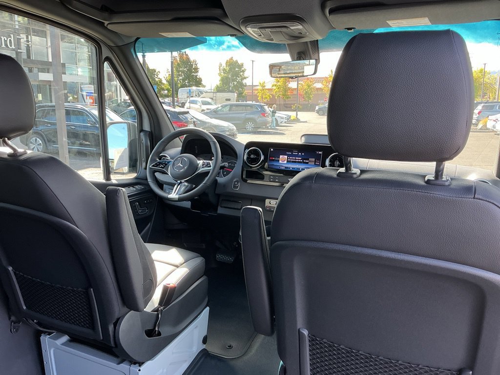 New 2026 Mercedes-Benz Sprinter 2500 image 23