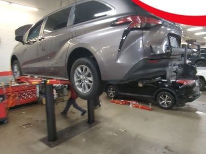 Used 2022 Toyota Sienna XLE w/ XLE Plus Package