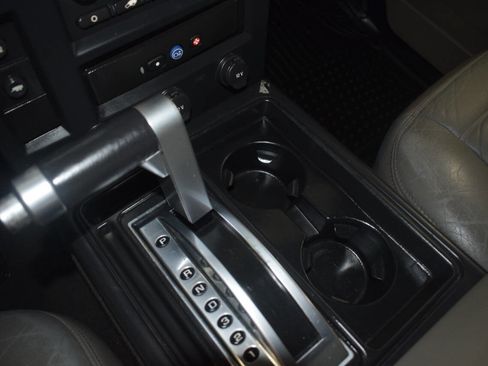Used 2005 HUMMER H2 SUT image 37