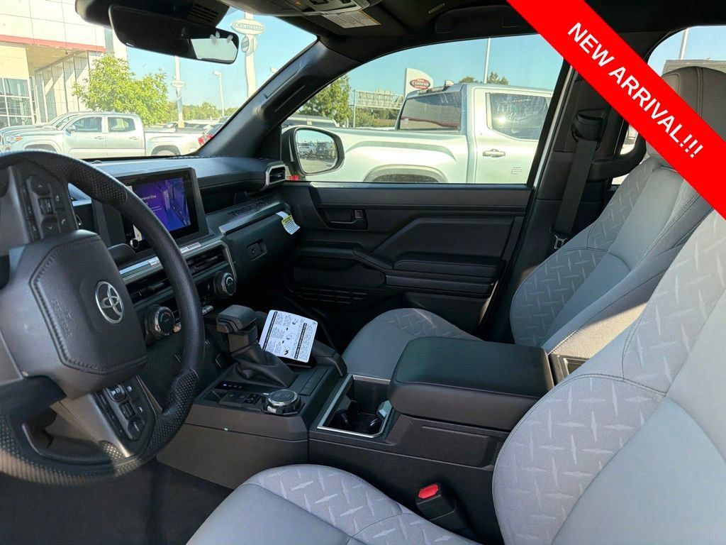 Used 2026 Toyota Tacoma SR5 AWD/4WD image 7