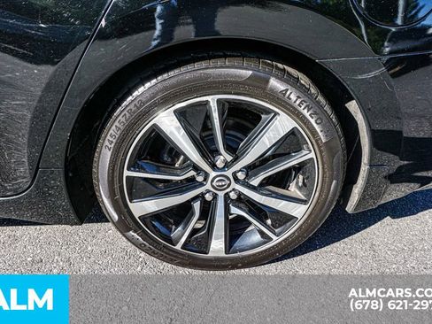 Used 2023 Nissan Maxima SL FWD image 17