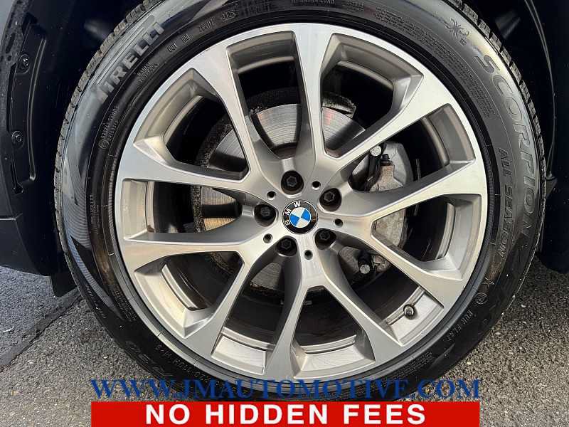 Used 2022 BMW X5 xDrive40i w/ Premium Package AWD/4WD image 9