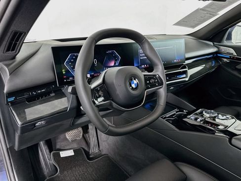 Used 2024 BMW 530i w/ Executive Package RWD image 9