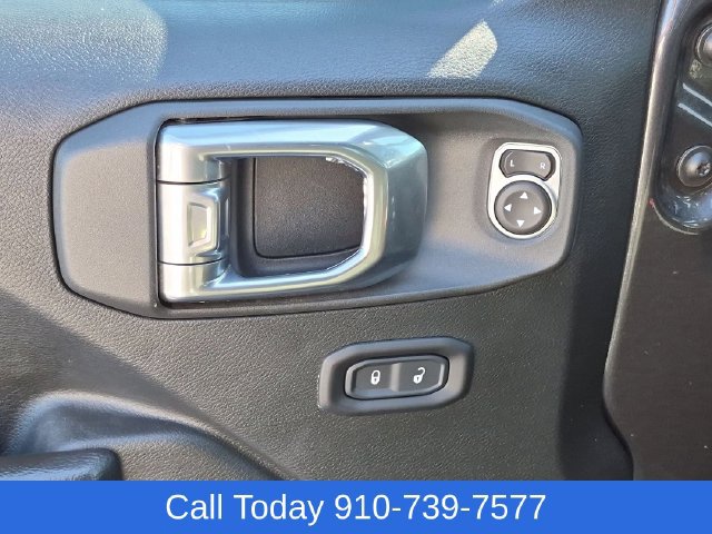 Used 2022 Jeep Gladiator Sport AWD/4WD image 12