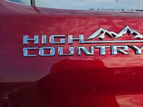 Certified 2025 Chevrolet Silverado 3500 High Country image 36