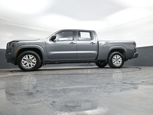 Used 2024 Nissan Frontier SV w/ Technology Package image 38