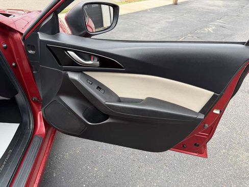 Used 2015 MAZDA MAZDA3 i Touring FWD image 20