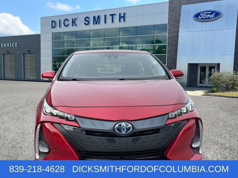 Used 2018 Toyota Prius Prime Advanced image 2