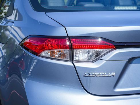 Certified 2024 Toyota Corolla LE FWD image 11