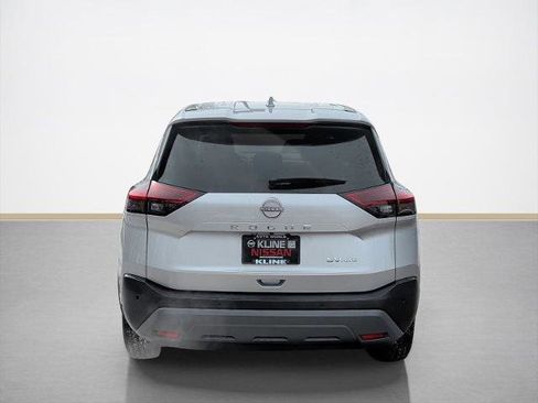 Certified 2023 Nissan Rogue SV image 4